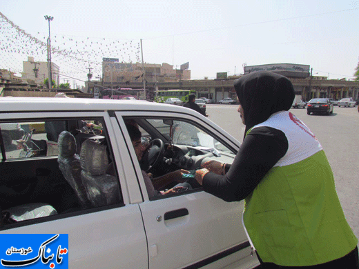 تهیه 1000 کیسه زباله خودرو و توزیع آن توسط رفتگران طبیعیت خوزستان