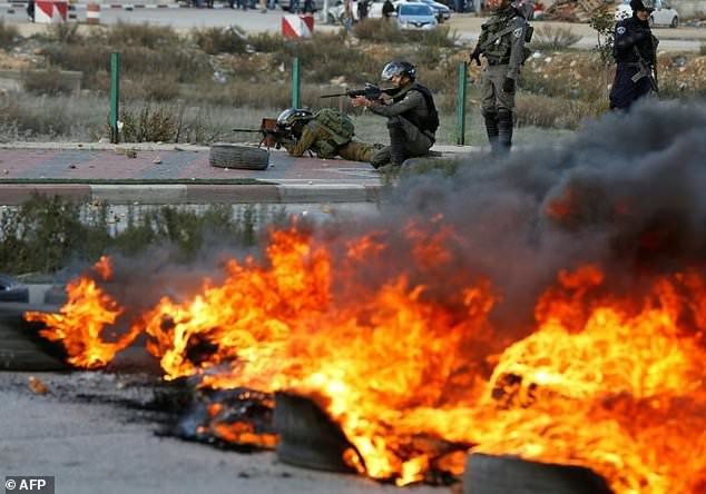 فلسطین در آتش خشم/یورش نظامیان صهیونیست به هزاران فلسطینی معترض