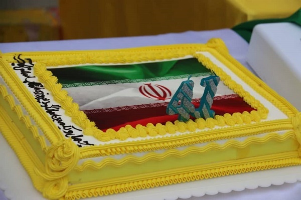 نواختن زنگ انقلاب به مناسبت چهل و یک سالگی پیروزی انقلاب اسلامی