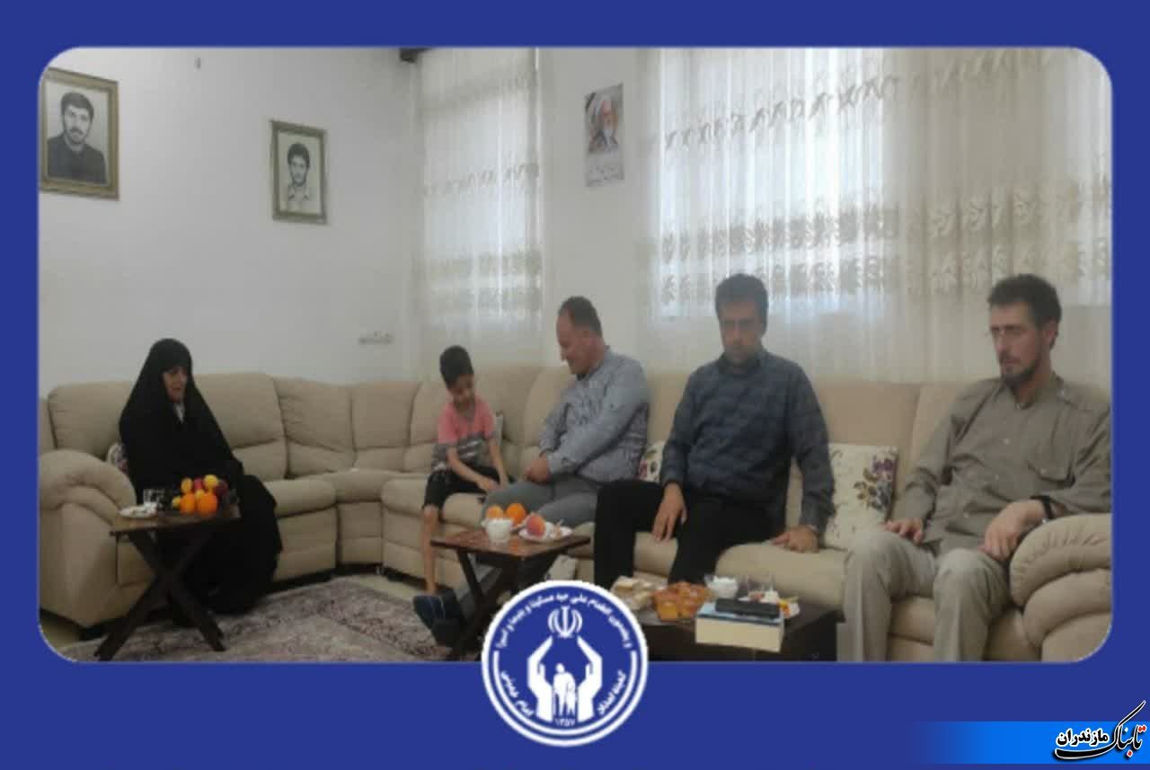 دیدار مدیر کل کمیته امداد مازندران، با خانواده شهید سید منصور نبوی در یکشنبه های شهدایی