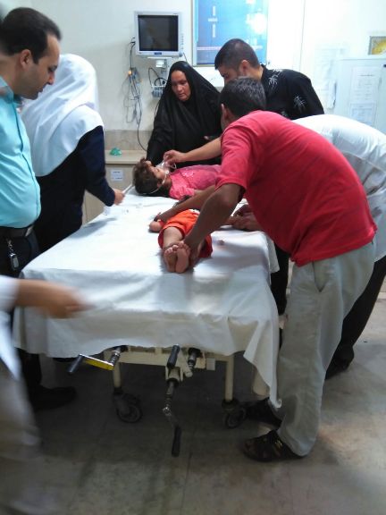 انتشار گاز کلر 100نفر را روانه بیمارستان های اهواز کرد+ عکس