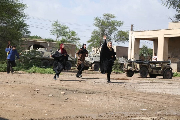 فیلم سینمایی کلاه سبزها به تهیه کنندگی حسن هاشمی نسب و کارگردانی مسعود تکاور در ایستگاه پایانی