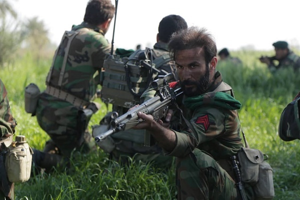 فیلم سینمایی کلاه سبزها به تهیه کنندگی حسن هاشمی نسب و کارگردانی مسعود تکاور در ایستگاه پایانی